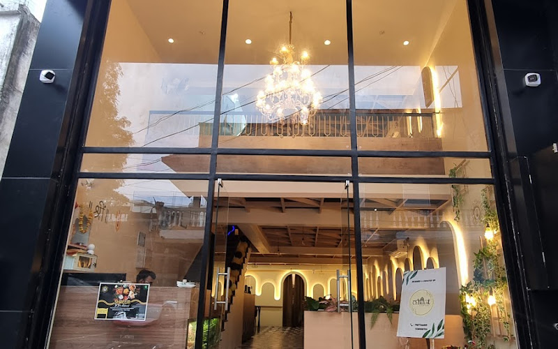 SHREEM-THE TRAIN RESTAURANT