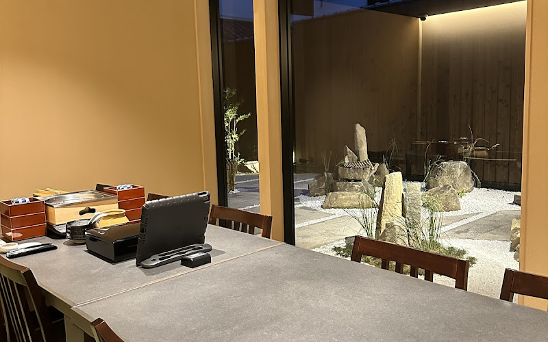 Kyoto Tsuyu Shabu CHIRIRI Shijo Karasuma Annex