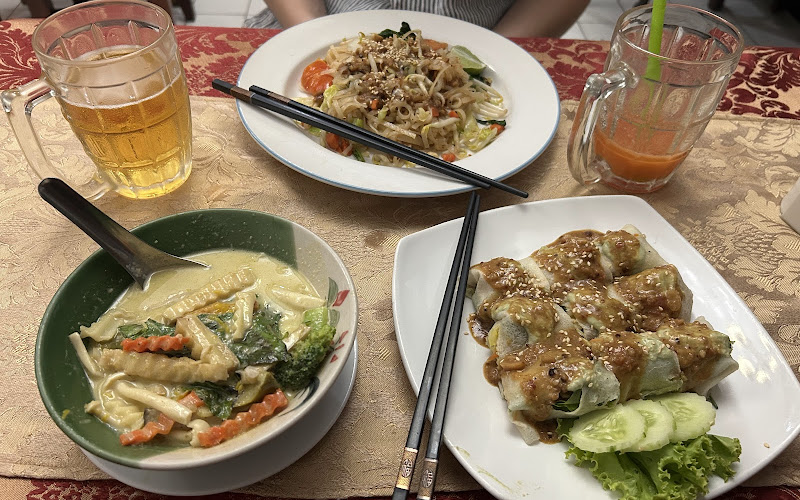 May Kaidee Tanao Vegetarian & Vegan Restaurant