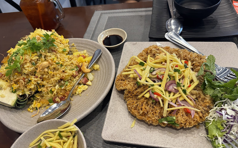 RAU - Thai Restaurant & Sports Bar