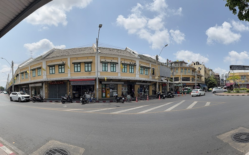 วงเวียนหน้าวัดบวรนิเวศวิหาร