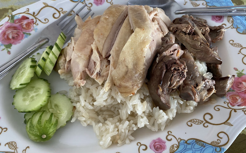 ร้านข้าวมันไก่โรงเรียนวัดหลวงราชาวาส