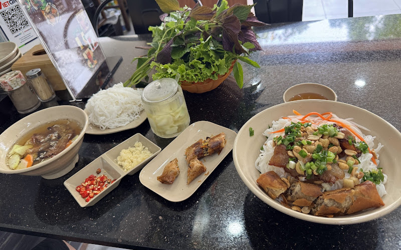 Bún chả Hồng Đức