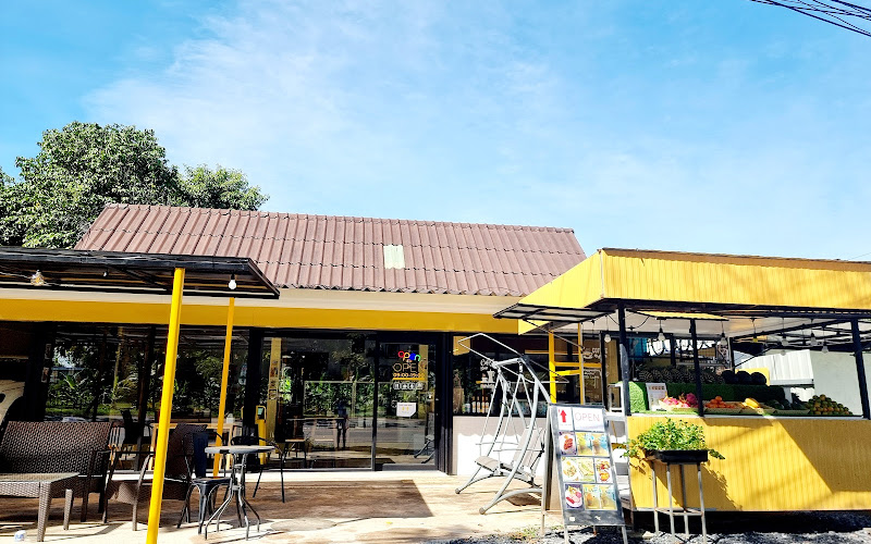 Yellow Box Moss น้ำผลไม้ตู้เหลือง