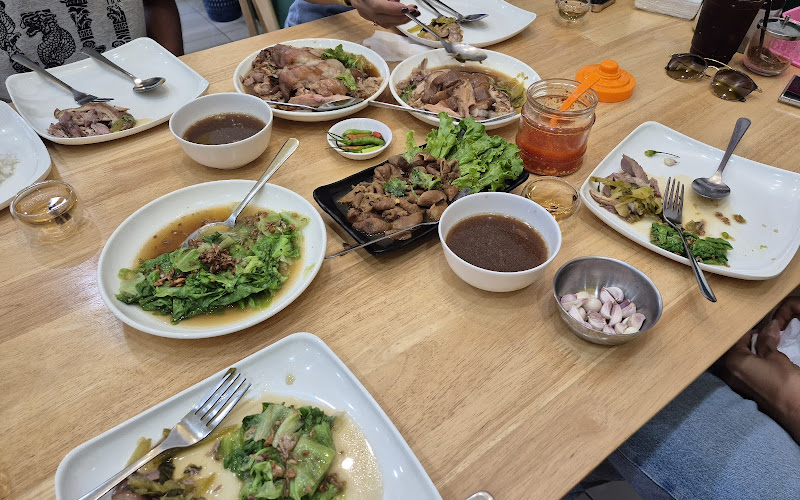 Mr.bill Stewed Pork Leg (Mr.bill Kamoo)