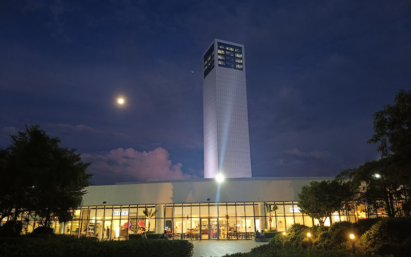 SM シーサイド・シティ | スカイ・パーク