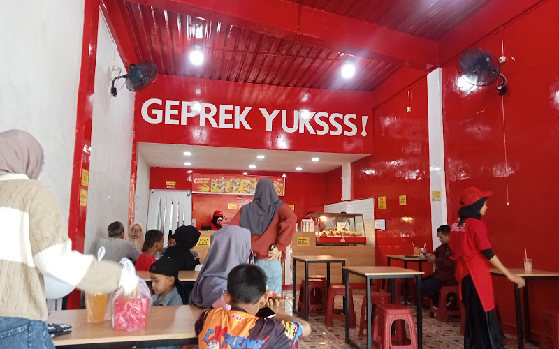 Geprek Yuksss Binamu Jeneponto