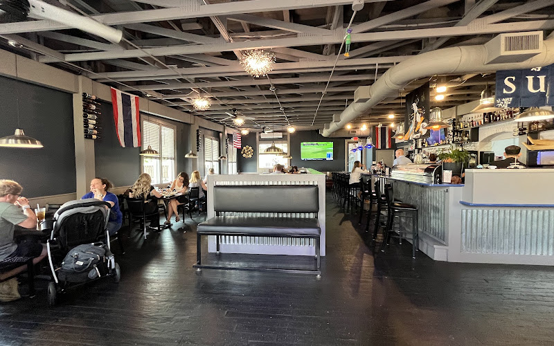 202 Bangkok Thai & Sushi Bar