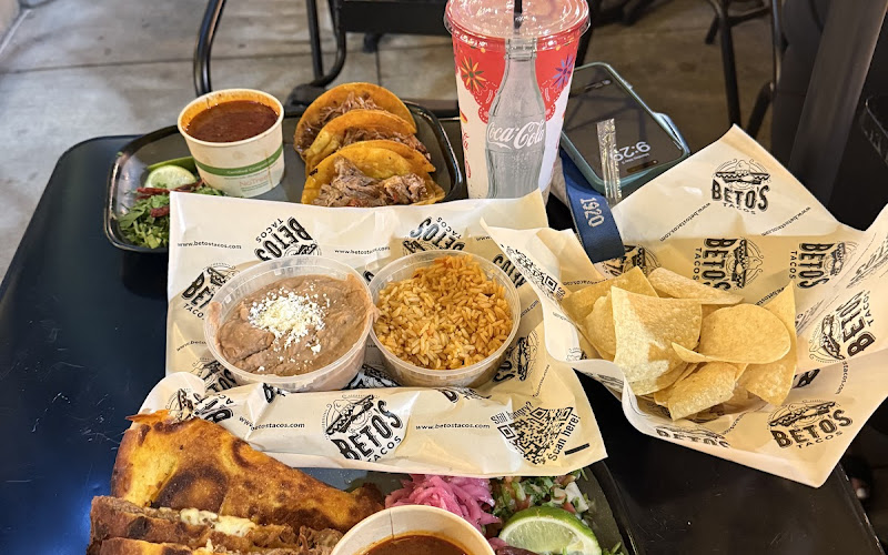 Betos Tacos Midtown