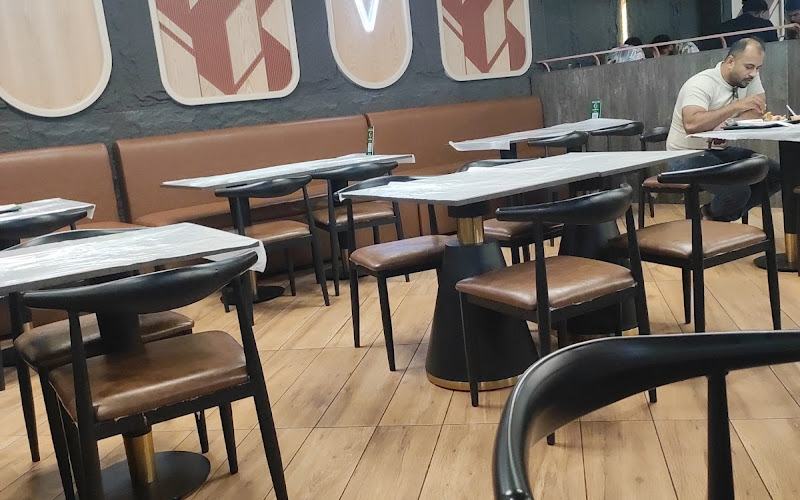 Food Junction Restaurant, Seiko