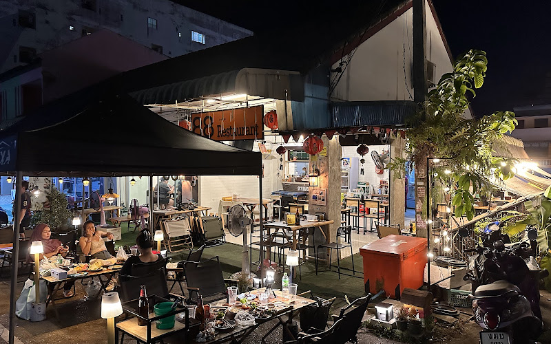 88 Cafe Steak & jim jum Hot Pot Mookata E&BOOM สเต็ก & จิ้มจุ่ม