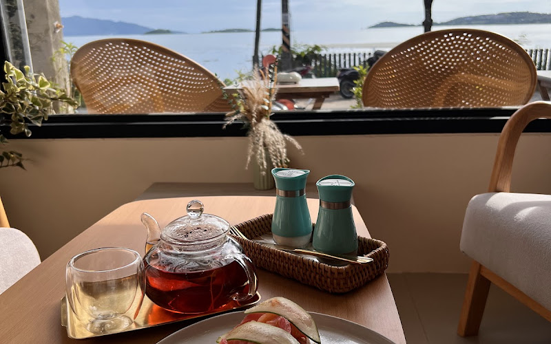 SUNNY cafe viewpoint