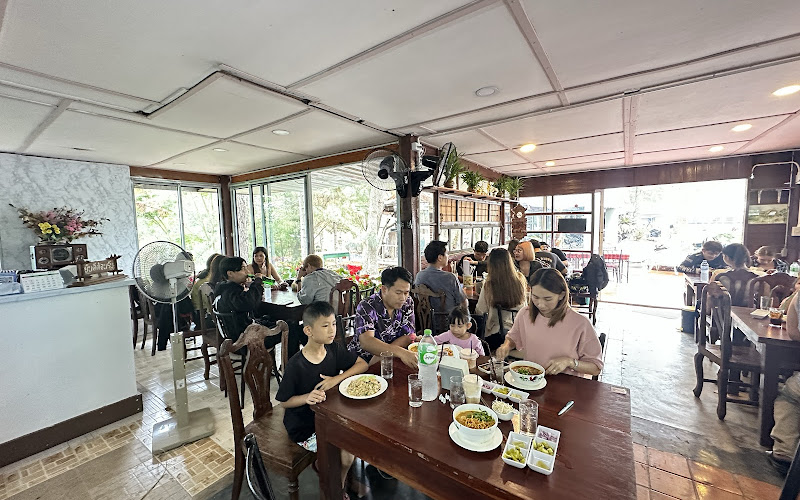 ข้าวซอย น้ำเงี้ยว By บ้านเขาตาเตี้ยมีนา @Route12