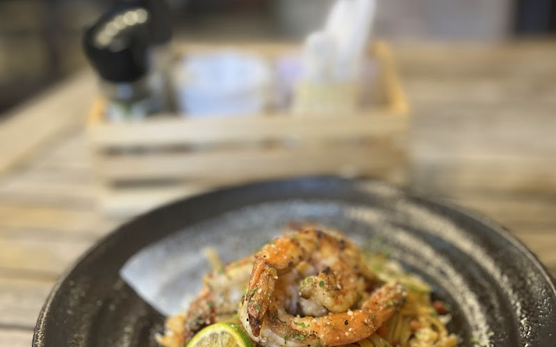 LÊ'S BRUNCH - BÁNH MÌ - PASTA - SALAD