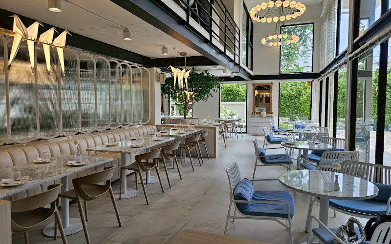 Fave Casual Dining and Working Space