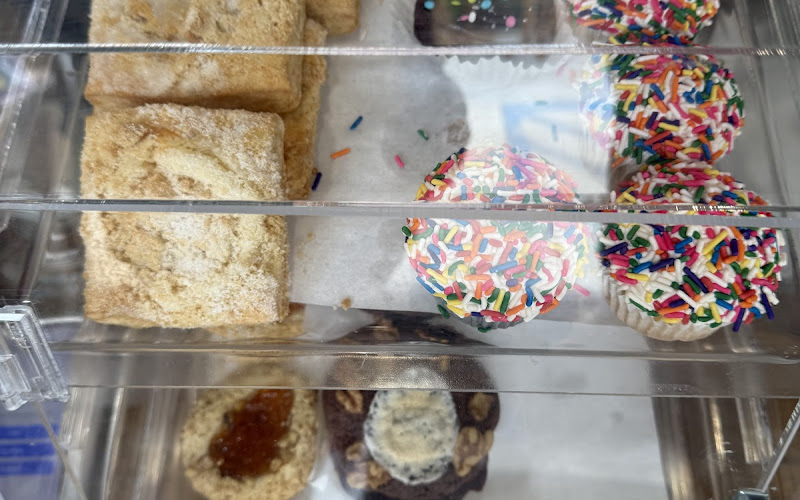 Hers Bakery