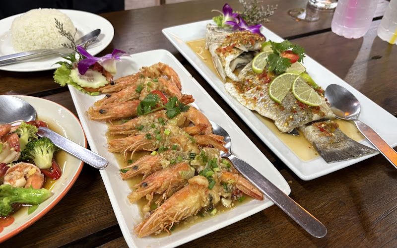 Halal May & Zin Restaurant