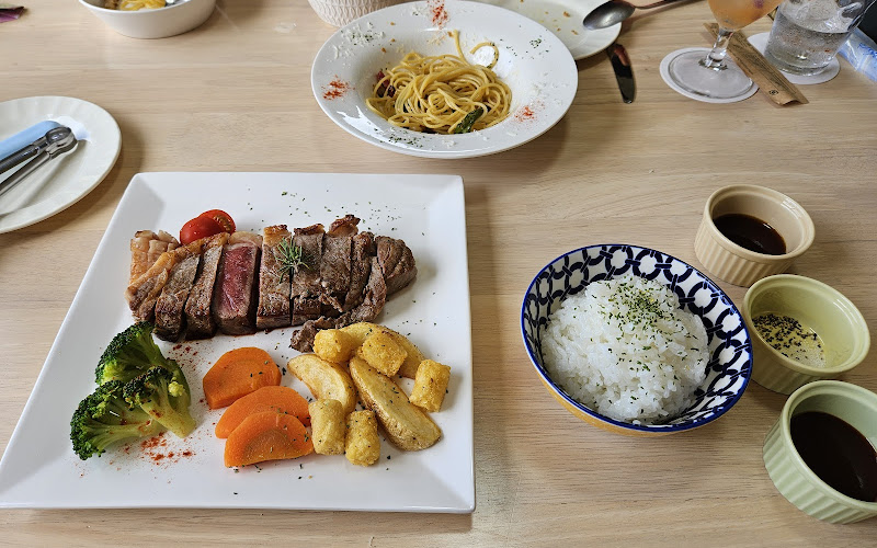 沖縄ダイニング＆カフェ CHOPPiN