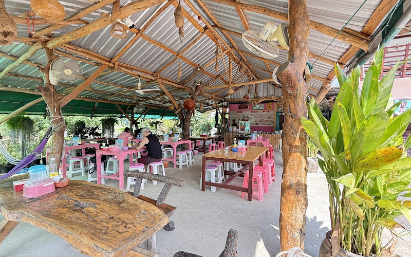 ร้านก๋วยเตี๋ยวเรือคำมี