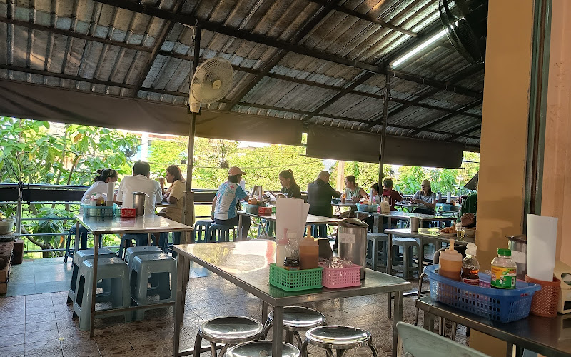 ร้านลุงโชค เกาเหลาเลือดหมู