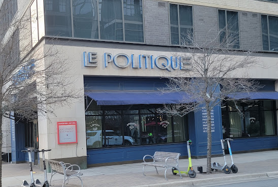 Le Politique by null