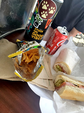 The Deli At 8236' by null