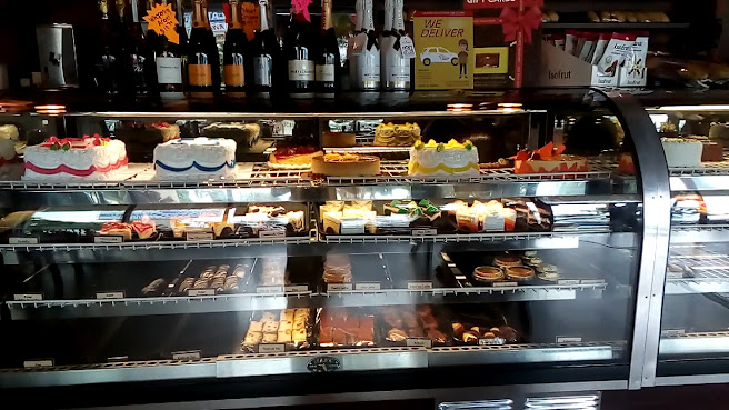 Pinecrest Bakery - Pinecrest by null