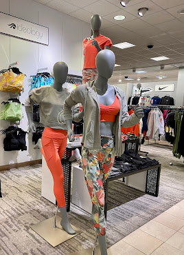Macy's by null