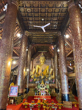 Wat Xiengthong by null