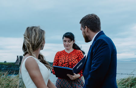 Fotógrafo de bodas Karoline James-Griffiths (regenweibchen). Foto del 6 de mayo 2020