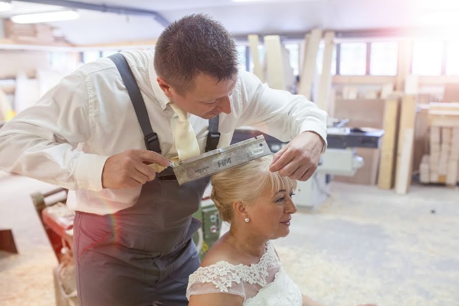 Fotógrafo de casamento Gál Zoltán (pusztafoto). Foto de 26 de agosto 2016