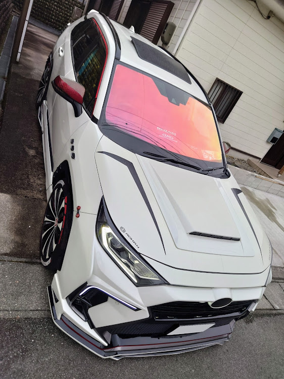 RAV4の好きなフレグランス・あなたのボンネットは？・ナイトモード撮影・るおぉぉぉぉぉるぃんぐショッッッットに関するカスタム事例の投稿画像4枚目