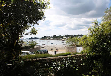 Seaside house with garden 4