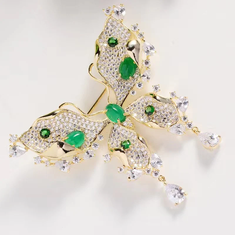 European And American Fashion Butterfly Brooch High-end Atmosphere Clothing Pin. Elevate your style with this elegant ac