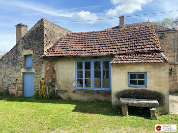 maison à Montbard (21)