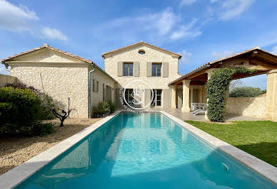 Maison avec piscine et terrasse 2