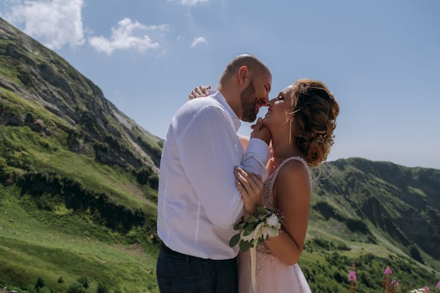 Fotografo di matrimoni Angelina Kozmenko (angelinakd). Foto del 24 novembre 2020