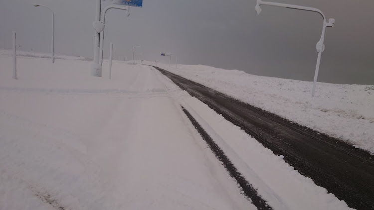 ヴェルファイアの初雪☃️・20インチ・BS・除雪に関するカスタム事例の投稿画像4枚目