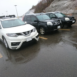 エクストレイル HNT32