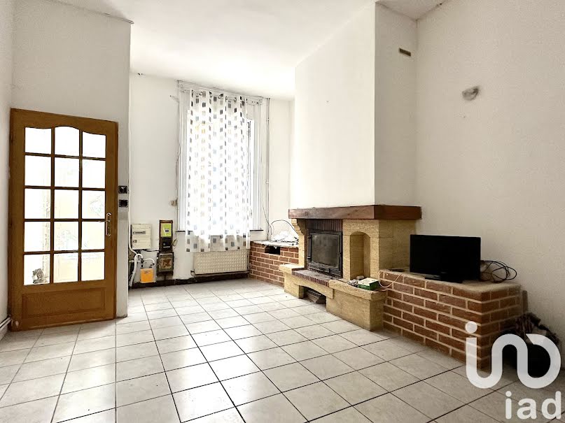 Vente maison 5 pièces 110 m² à Roubaix (59100), 117 000 €