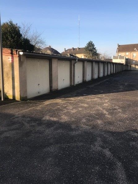 Location  parking  12 m² à Hagondange (57300), 60 €