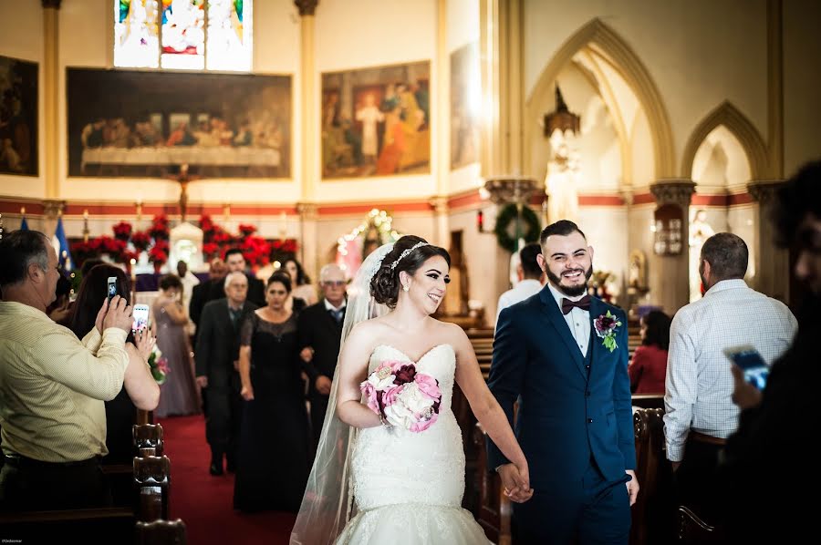 Fotógrafo de casamento Antonio Leon (napaweddingco). Foto de 3 de janeiro 2018