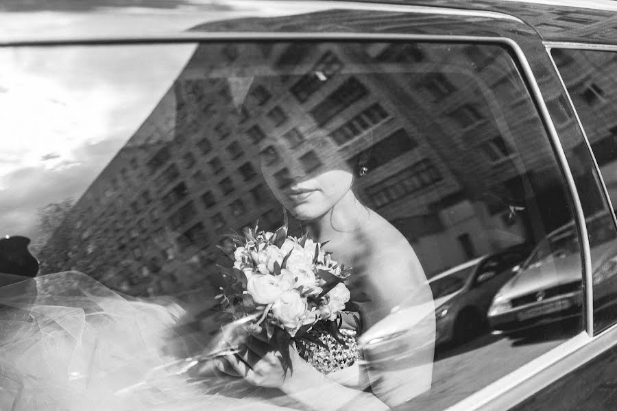 Wedding photographer Pavel Veter (pavelveter). Photo of 8 June 2015