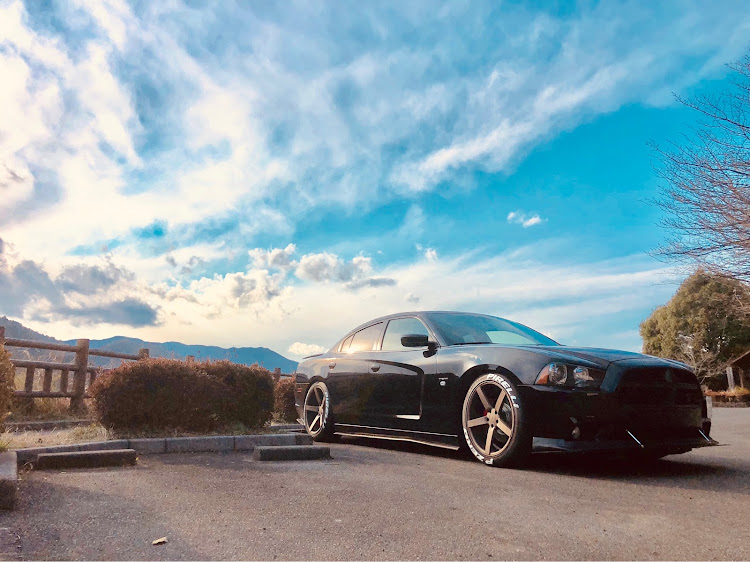 チャージャーのドライブ・DIY・アメ車・vossen・ダッジに関するカスタム事例の投稿画像1枚目