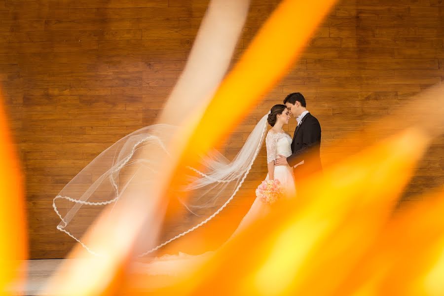 Fotógrafo de bodas Mino Mora (minomora). Foto del 17 de mayo 2016