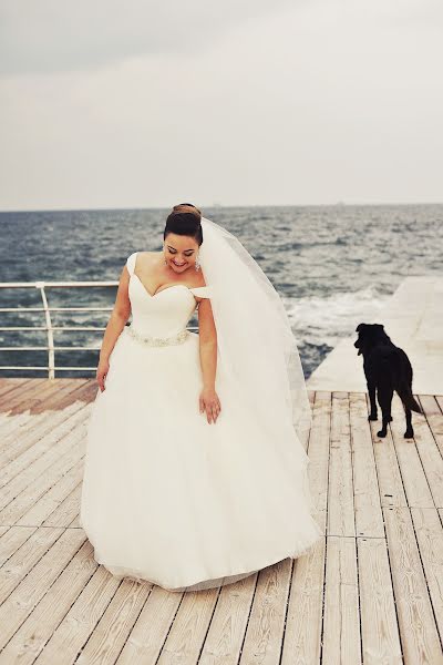 Fotógrafo de casamento Andrew Bondarets (andrey11). Foto de 29 de março 2015