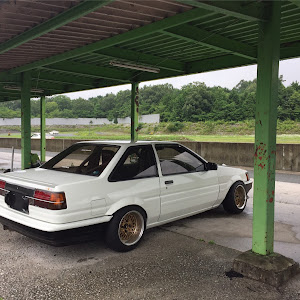 カローラレビン AE86