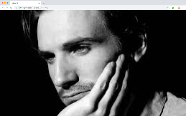 Ralph Fiennes HD Wallpaper New Tab