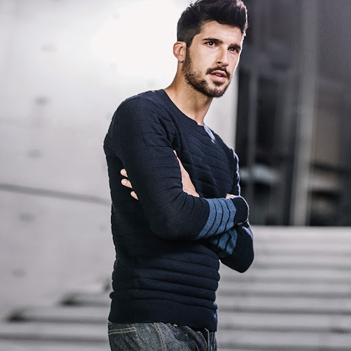 Title 2, Mens knit sweater long sleeve round neck pullo...