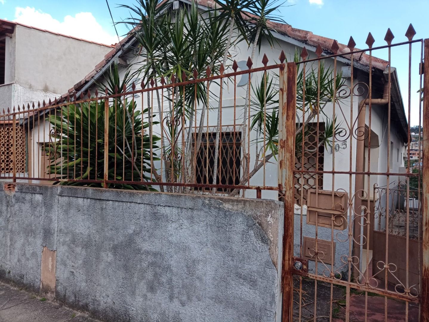 Casas à venda Parque Jardim da Serra